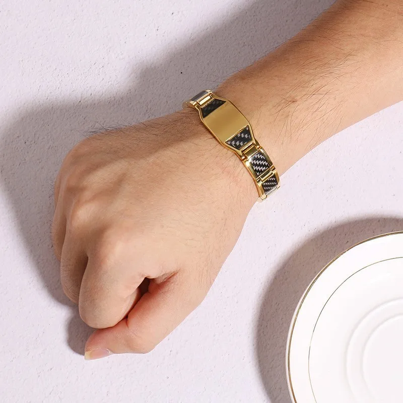 Бесплатная гравировка мужской черный углеродное волокно Золотой магнитный