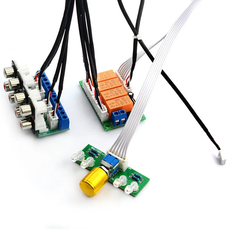 Селекторное переключение звукового сигнала 4-стороннее реле RCA аудиовход выбор