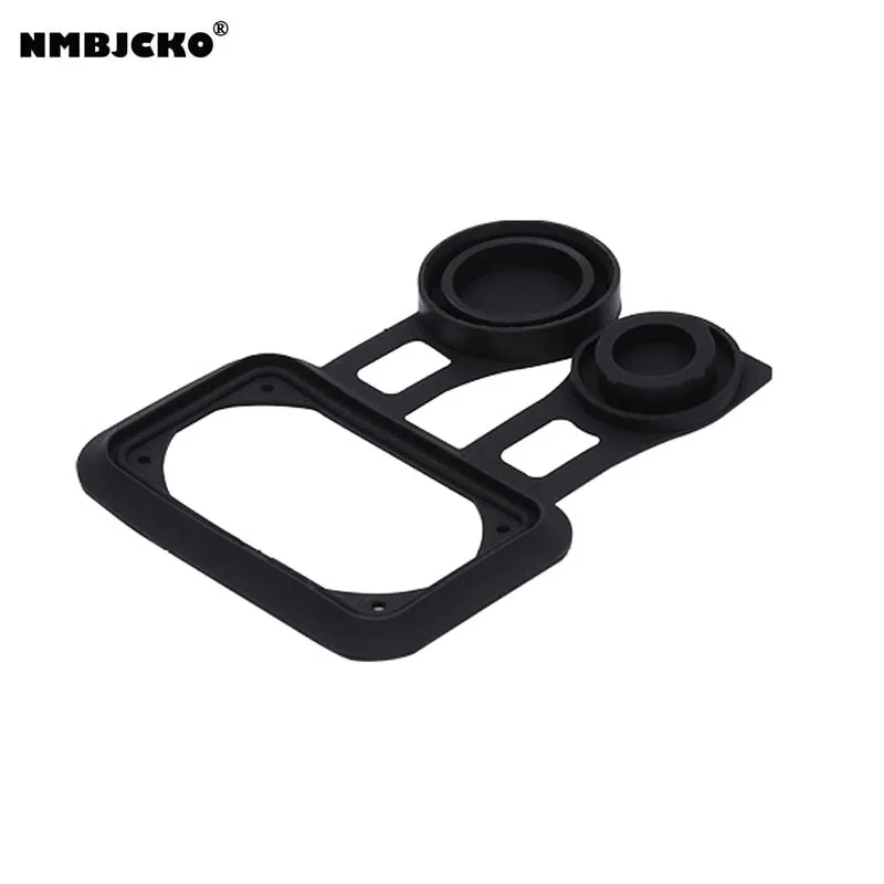 High quality NAC3PX PowerCON True1 MAINS CHASSIS DUPLEX CBC. In and Out Combo. 16 Amp | Plug &amp Connectors