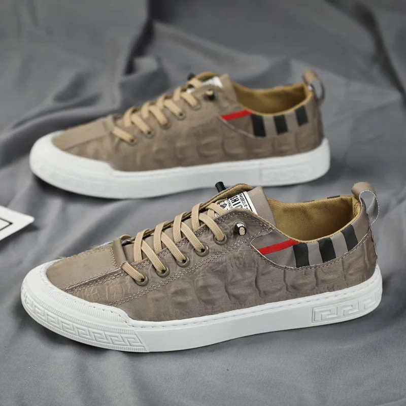 

New Casual Shoes Men's Breathable Four Seasons Fashion Board Shoes Men's Sports Shoes Ice Silk Cloth Men's Shoes