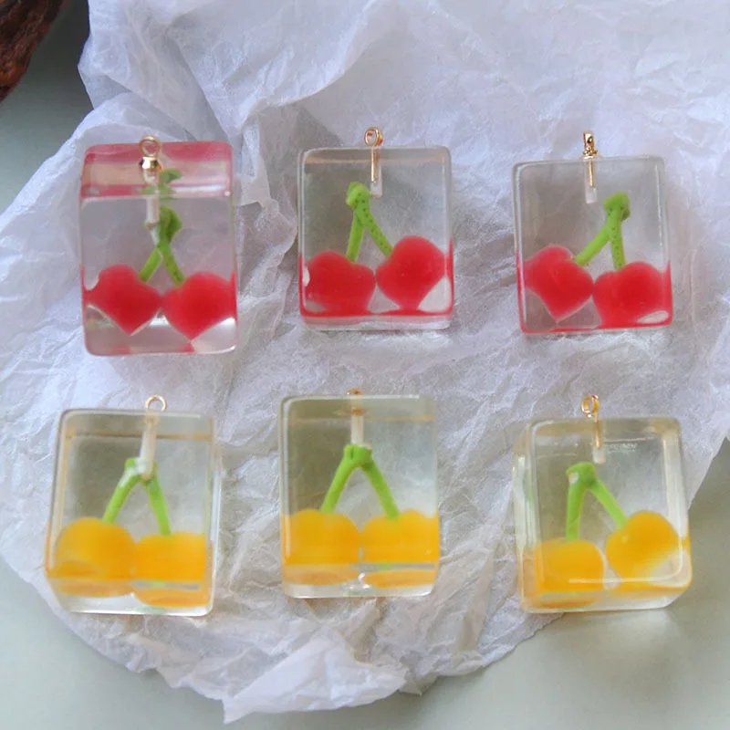 

DIY ювелирные изделия кубические Квадратные 3D Подвески из смолы для ожерелья 10 шт. 18*16 мм Красочные прозрачные Фрукты Вишня Серьги Подвески
