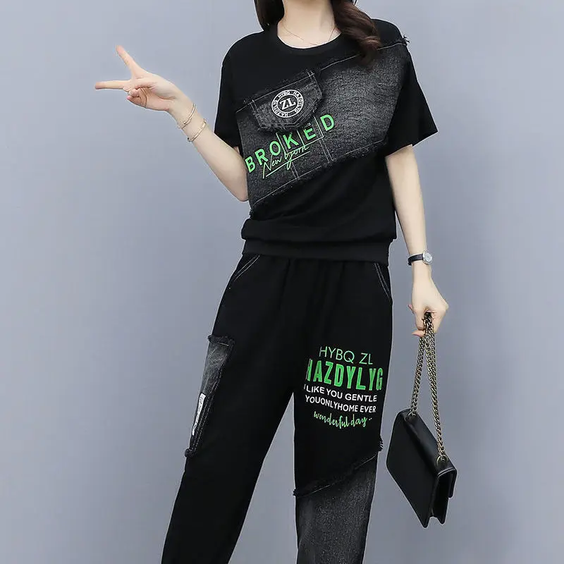 

Large Size Women 's Clothing Summer New Fashion Outfit Fat Sister Slimming Patchwork Denim Capri Pants Two - Piece Set Women 's