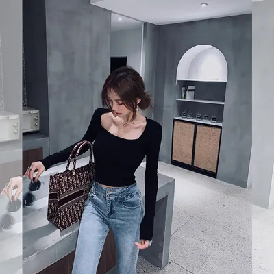 

Women's tops, women's round neck short jackets, comfortable and versatile, spring and autumn leisure, slim and slim