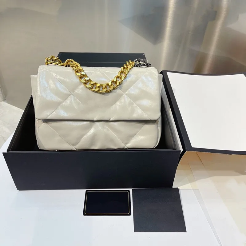 

119800 2021 fashion trend ladies chain bag all-match casual women's shoulder bag purse