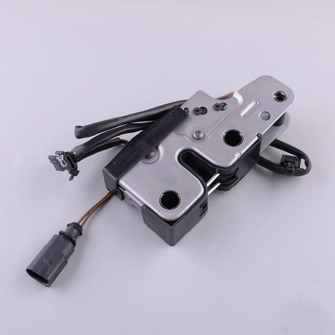 

Автомобильный 2-контактный замок с защелкой для капота двигателя 1K1823509E, подходит для VW MK5, Golf V, Jetta защелка капота, 2004, 2005, 2006, 2007, 2008, 2009, 2010