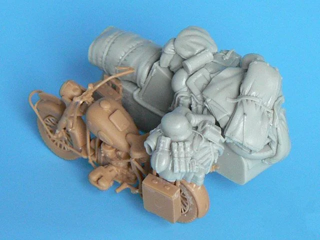 

1:35 scale war scene model sidecar accessories set Does not contain sidecar is not assembled and colored