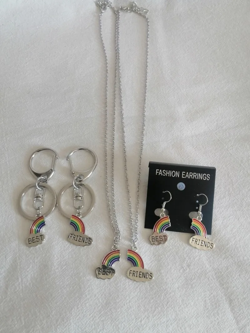 

1 Pair Enamel Rainbow Best Friends Paired Pendants Necklace Women Cute Girls Ltter Choker Chain On The Neck Jewelry Party Gift