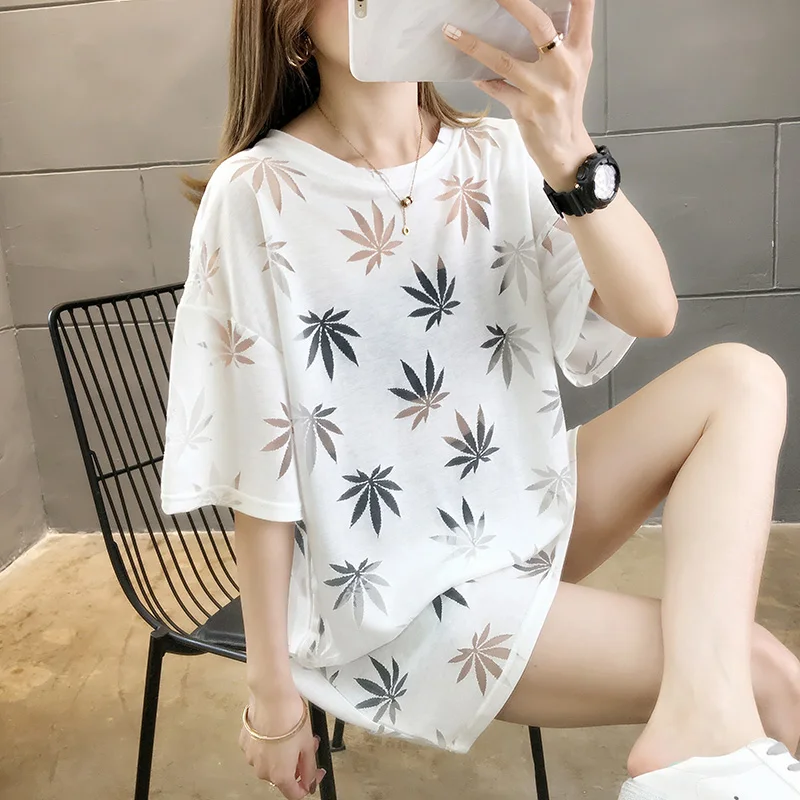 

Summer Short Sleeve T shirt Ladies Niche Design Loose Big Size tie-dye Gradual Change in the Long Loose Hong Kong style web Cele