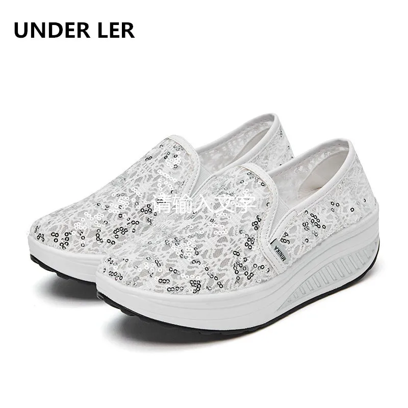 

Lace Hollow Breathable Rocking Shoes Women's Thick-Soled Casual Mother Shoes