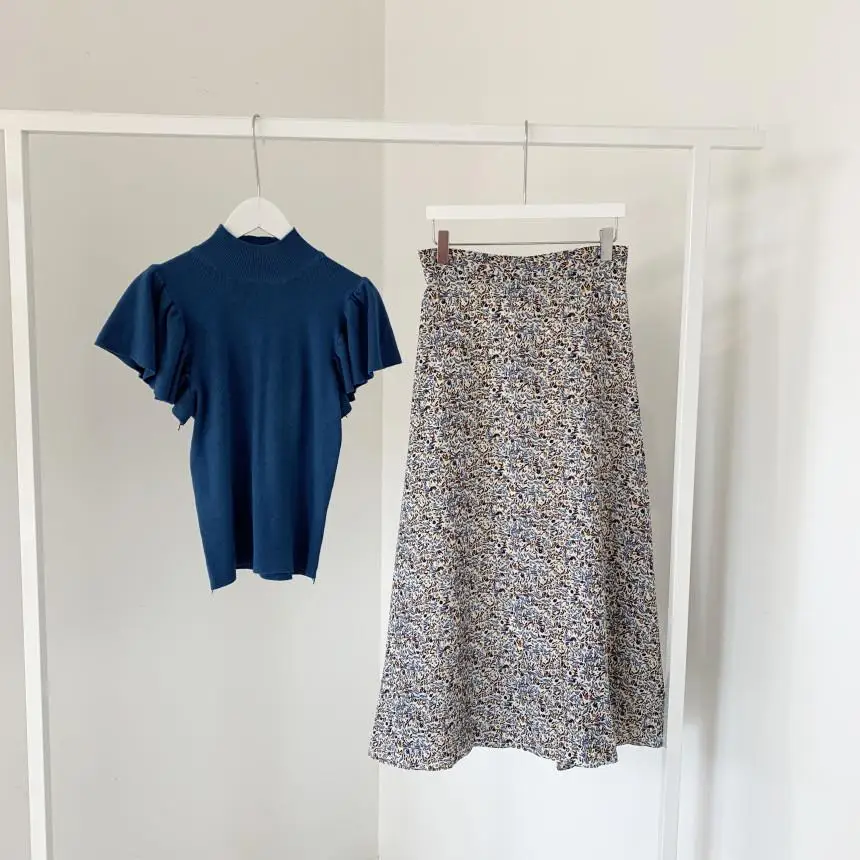 

2021 Summer Women 2 Piece Skirt Sets Outfits Blue Tops + Printed Elastic Waist A-line Skirt Korean Fashion Vintage Matching Sets