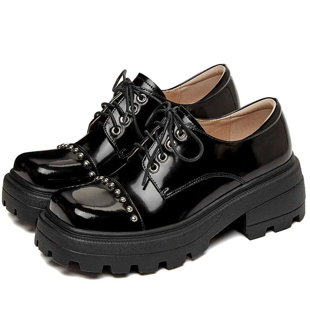 

Luxury Brand Design Rivets Black Gothic Style Street Genuine Leather Shoelaces Flats Spring Summer Shoes Woman 2021