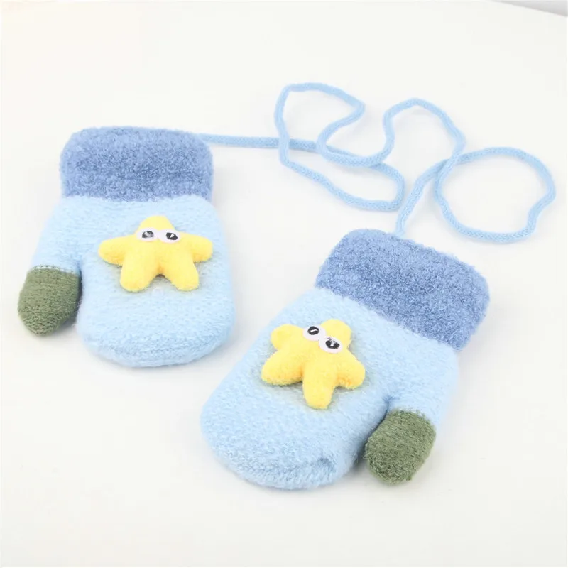 Новые модные милые перчатки для детей с изображением медведя зимней вязки из шерсти для новорожденных велюровые толстые детские перчатки для сохранения тепла пальцев.