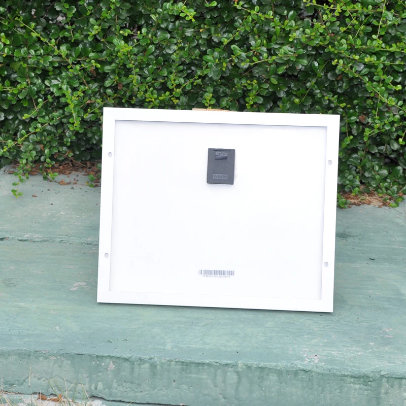 spesifikasi Panel Tenaga Surya/Solar Panel 10 W 20 W 30 W 40 W 50 W 12 V Polycrystalline Solar Charger Baterai Tahan Air Mobil Surya Charger Telepon RV Lampu