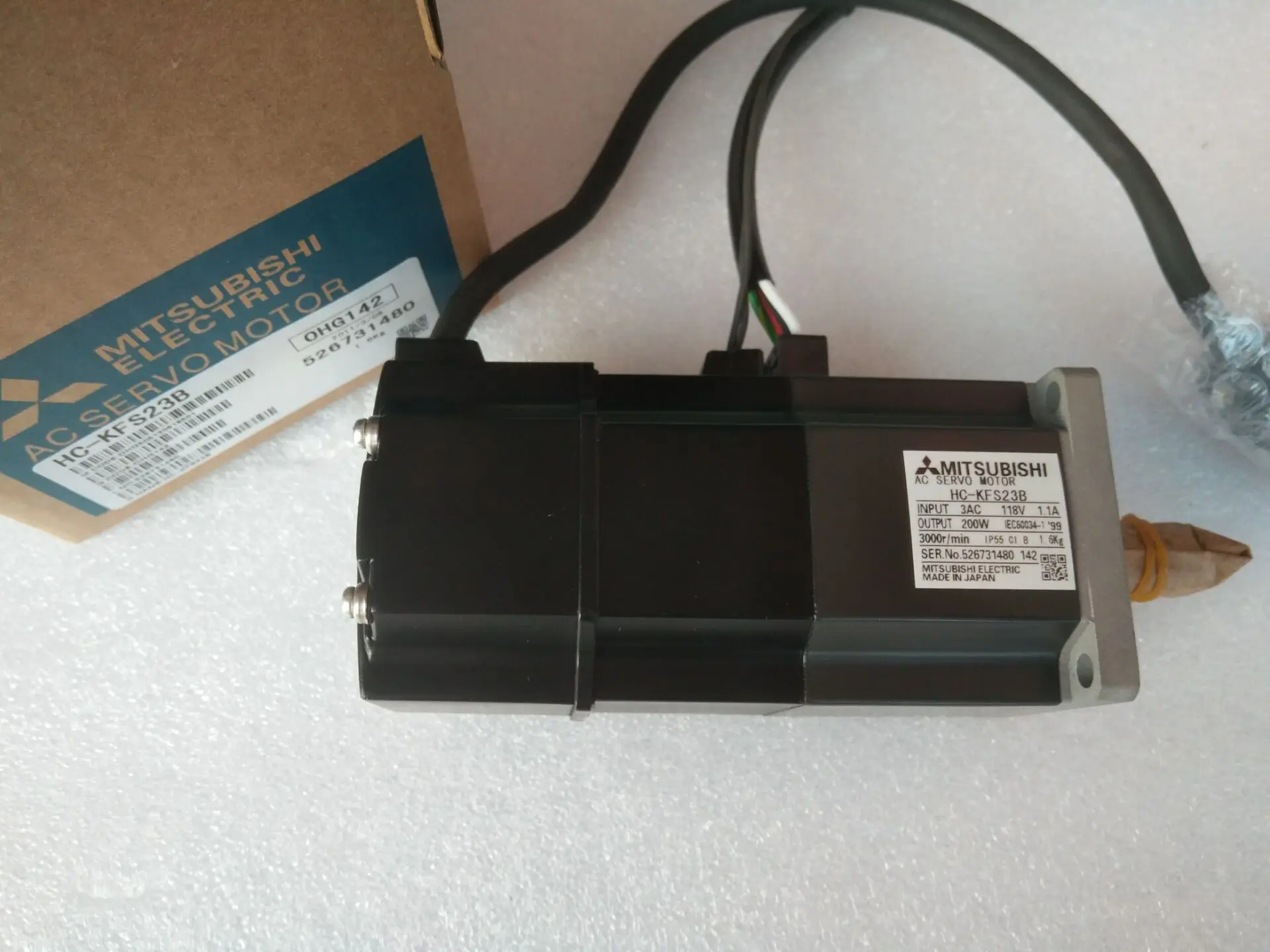 

HC-KFS43G1/HC-MFS43G1/HC-KFS43BG1/HC-MFS43BG1 1/5 1/20 usado uno, servomotor, buen funcionamiento