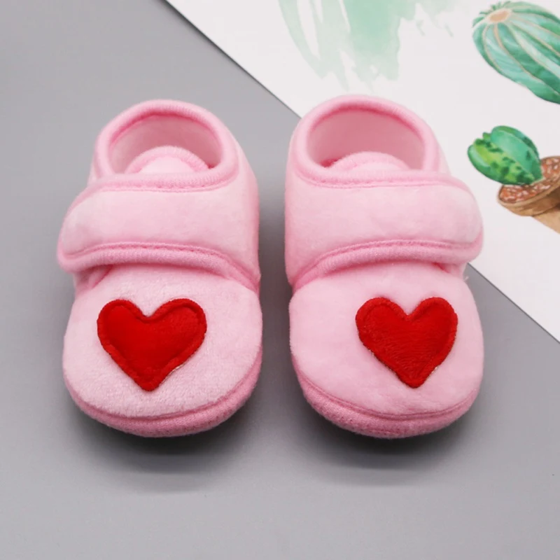 

2021 Baby Heart Printing Solid Color Casual Shoes Cotton Shoes Baby Toddler Shoes Born Shoes New