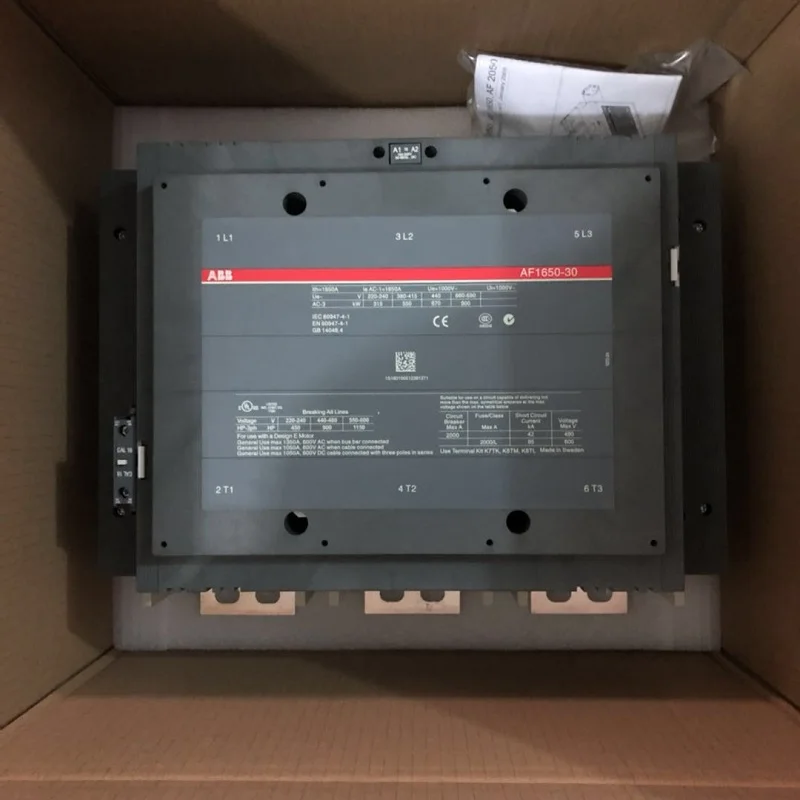 Замыкатели ABB 3-ploe, работающие от переменного/постоянного тока, 1NC + 1NO 1650A 560kw 100-250V AF1650-30-11-70