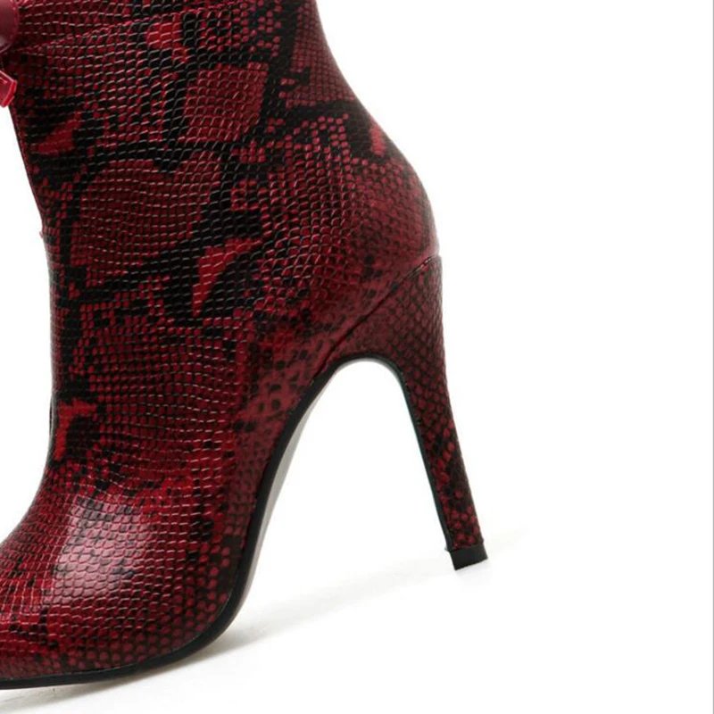 Женские ботильоны на молнии сбоку с острым носком высоком каблуке | Обувь