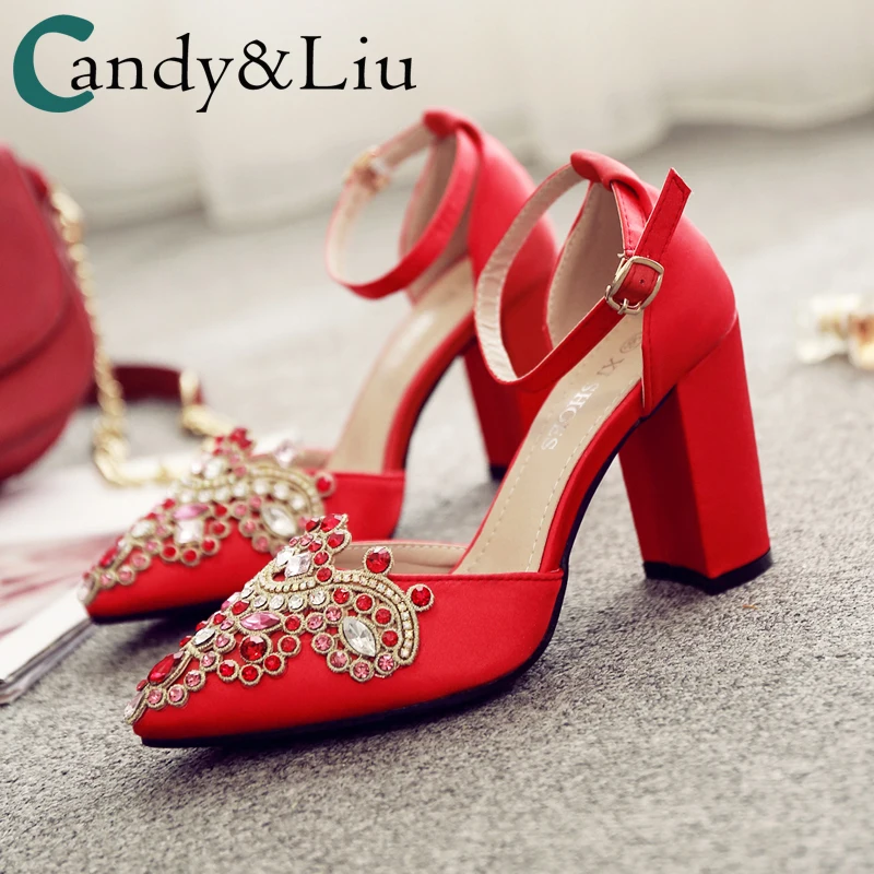 

Bride Shoes Fat Heels 2020 New Traditional Wedding Dress Women's Chunky Heel Red Crystal Pointed Toe Buckle Strap Female Shoes