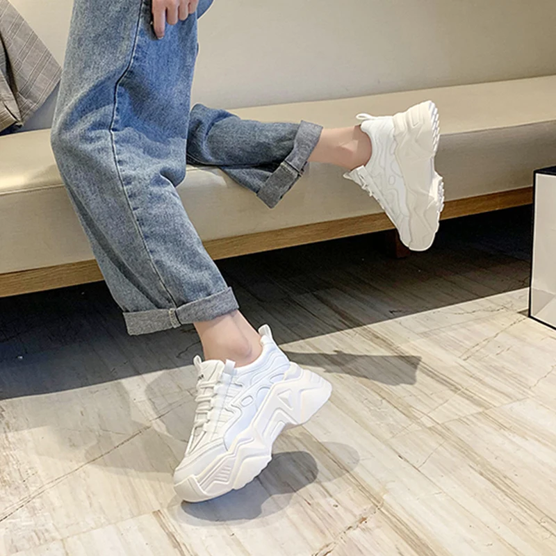 

2021 New White Dad Chunky Sneakers Casual Vulcanized Shoes Woman Trainers Fashion High Platform Lace Up Black Sneakers Women
