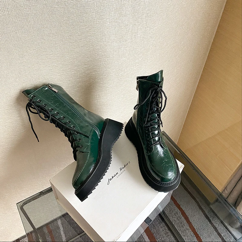 

Winter Boots Women Genuine Leather Ankle ladies Point Toe Short Boots Slip On Zipper Shoes 2021 Black Woman Thick Heel Boots