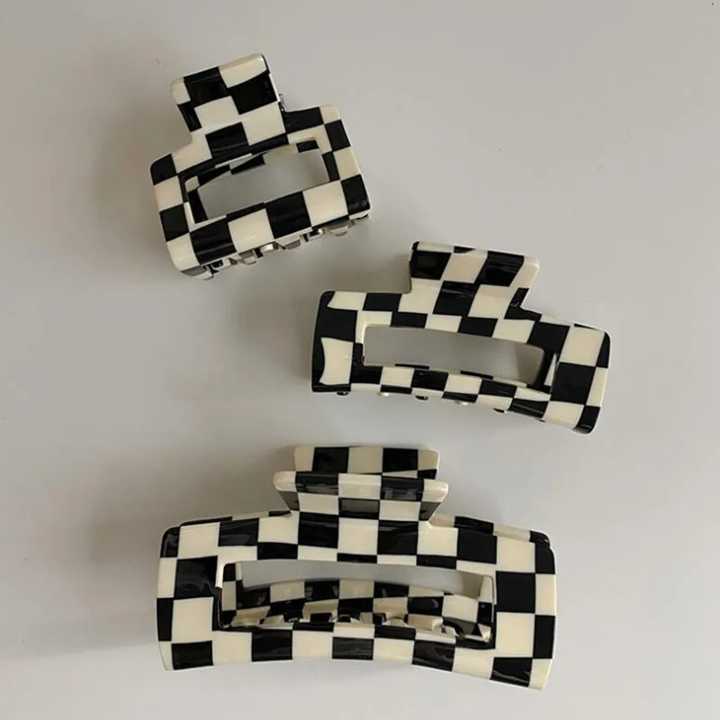 

Acrylic Hair Clip For Women Vintage Hair Clips Crab Hairpins Fashion Black White Elegant Grid Hair Claw Clamps Clip for Women