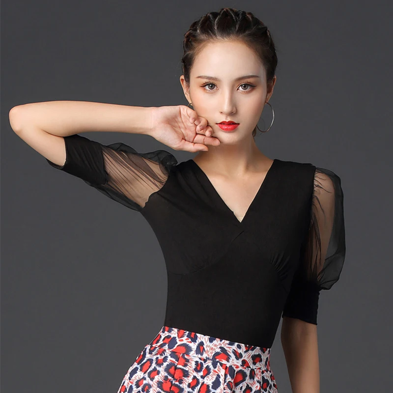 

2020 Latin Dance Shirt Women Sexy V-Neck Puff Sleeve Top Female Practice Clothes Cha Cha Rumba Tango Salsa Training Wear