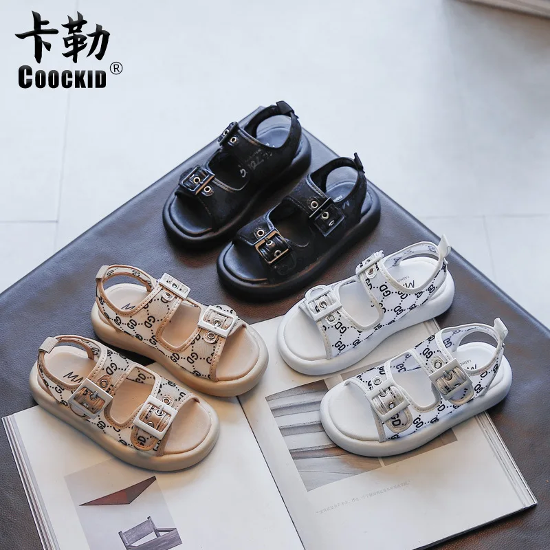 

2021 Fashion New Summer Breathable Kids Sandals Solid Pure Color Boys Girls Shoes Sneakers Beach Classic Children Sandals