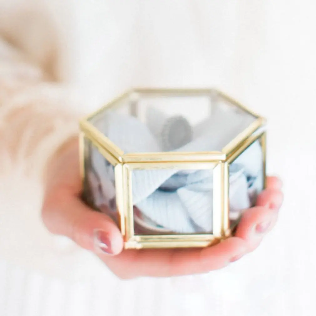 

Jewelry Storage Box Durable Multifunctional Hexagonal Glass Container Box Ring Earring Necklace Storage Box