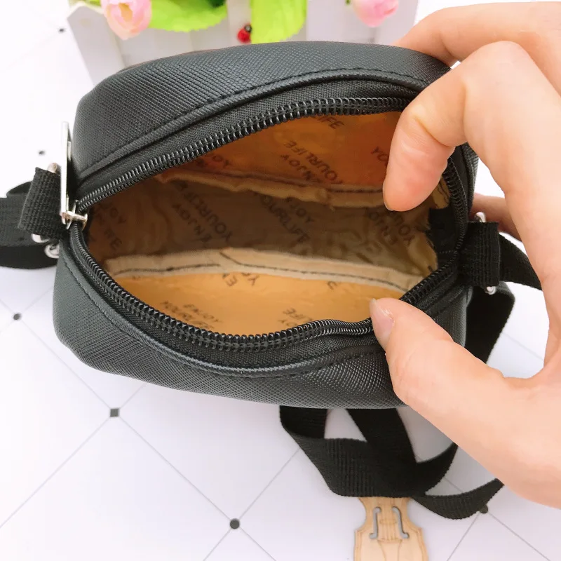 

Anime Demon Slayer: Kimetsu No Yaiba Cosplay Zipper PU Wallet Storage Pouch Bag Backpack Girl Card Keys Wallet Cable Headset Bag