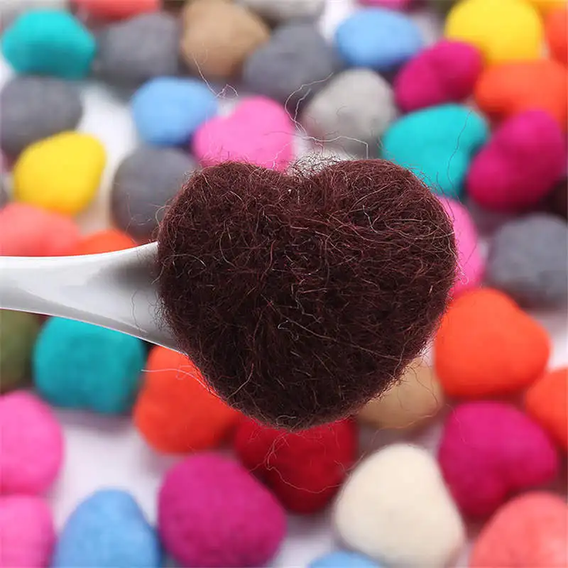 Ручной работы нитью шерстяной войлок сердце подвесные украшения из Красного