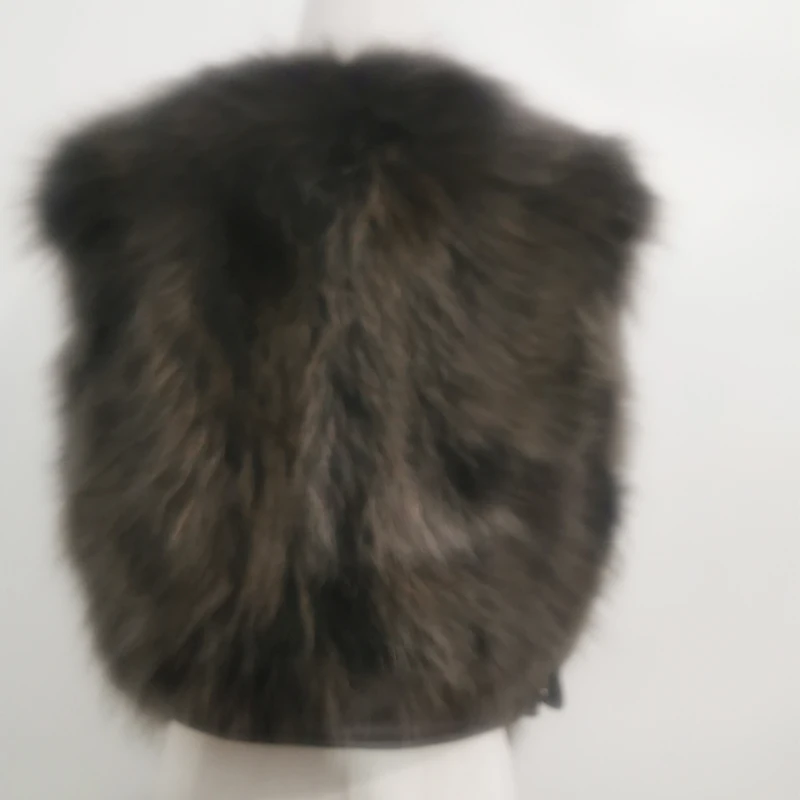 Женская шуба из натурального Лисьего меха 40 см спереди 80 сзади подходит для веса