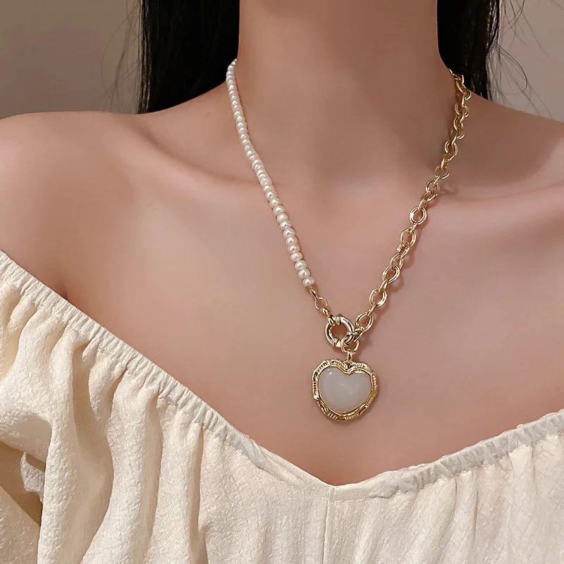 

New fashion personality opal love freshwater pearl chain stitching necklace female temperament wild clavicle chain trend jewelry