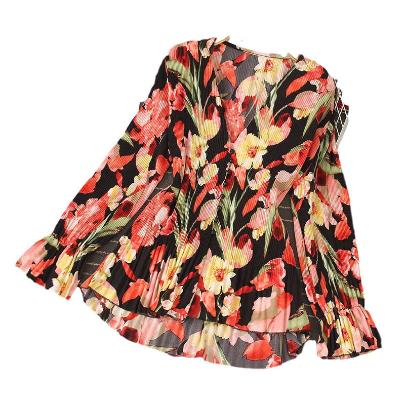 

Autumn New Style Long-sleeved Floral V-neck Button All-match Loose Shirt Korean Fashion Style Outer Jacket UK024