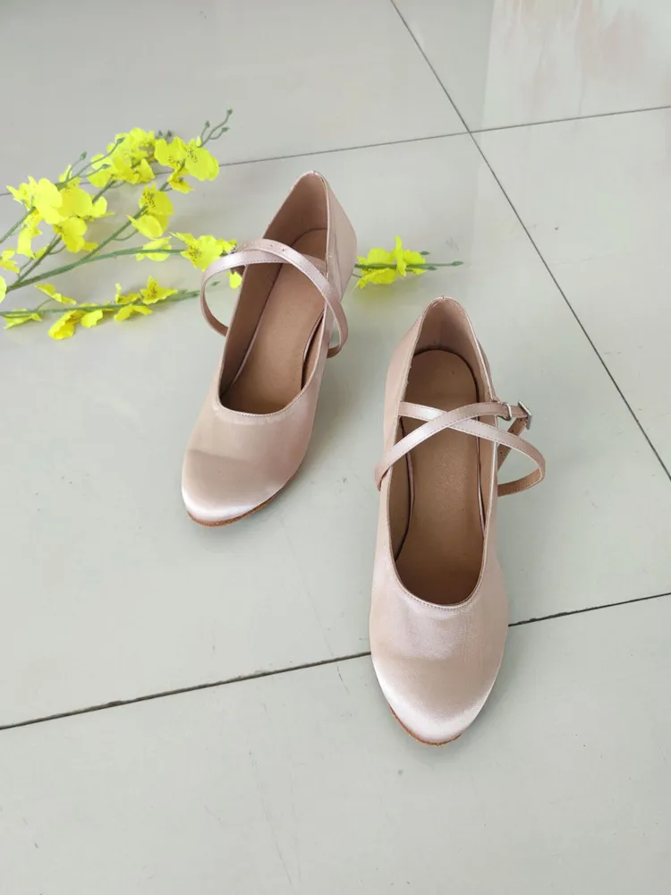 Бренд Evkoo для танцев цвет хаки сатин с кристаллами удобная женская обувь