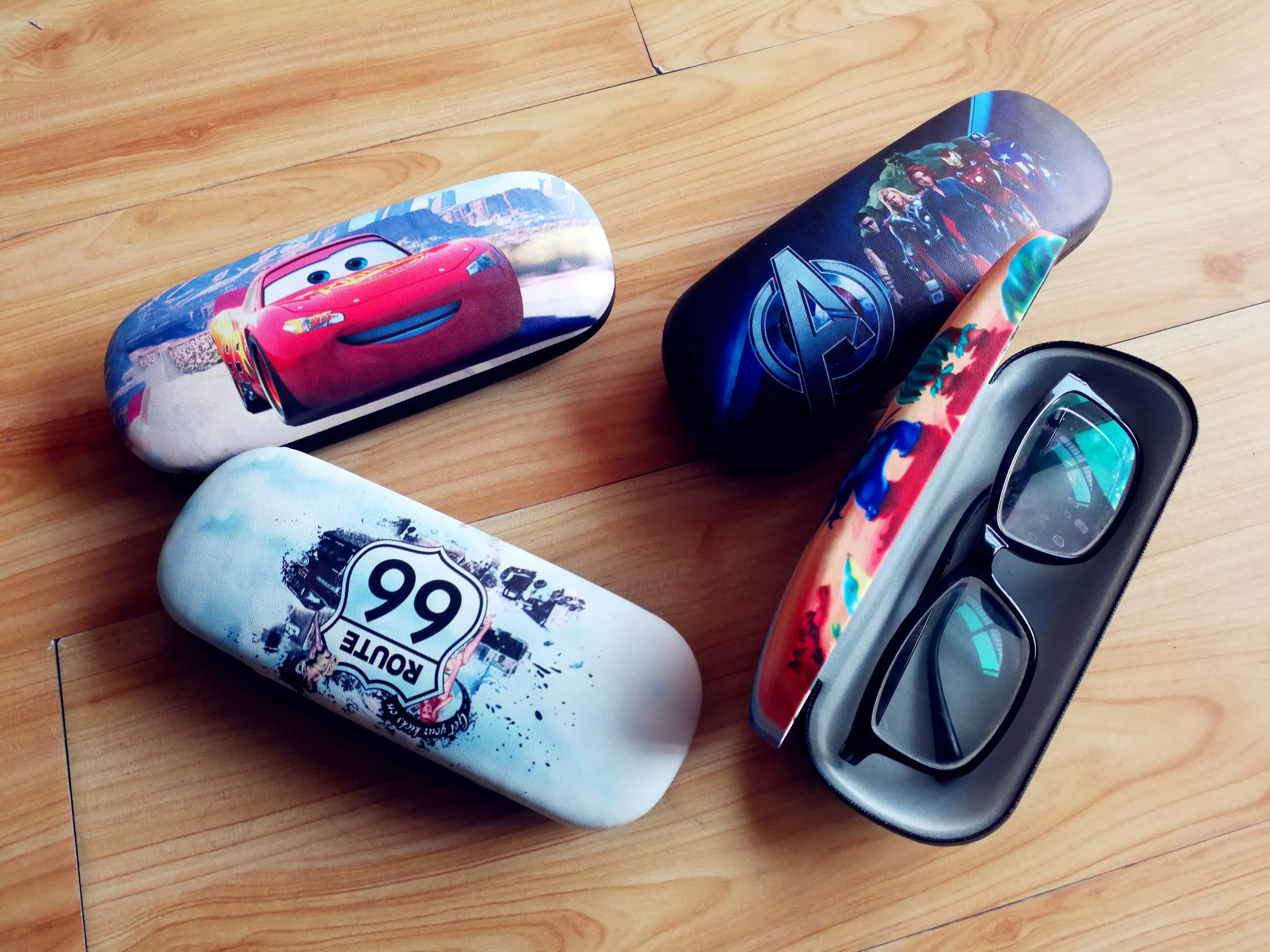 Мультфильм близорукость очки Чехол для мальчиков и девочек студентов переносные