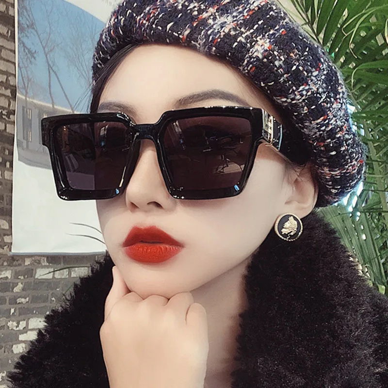 

Oversized Square Sunglasses for Women Classic Fashion Vintage Driving Men Shade Glasses Famous Brand Designer Decorative Eyewear