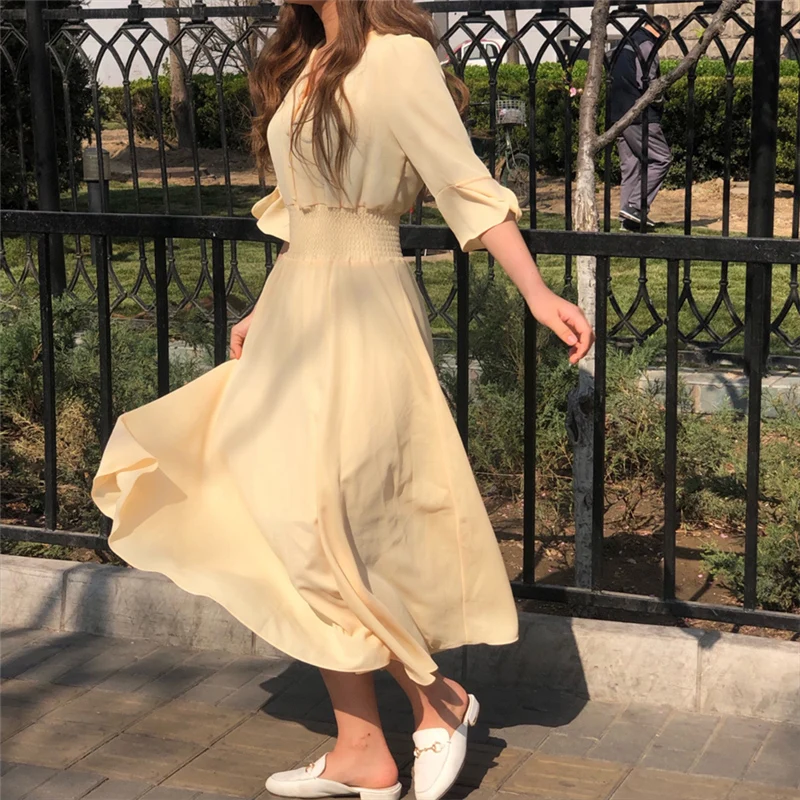 Женское винтажное платье с V-образным вырезом и рюшами средней длины завязками на