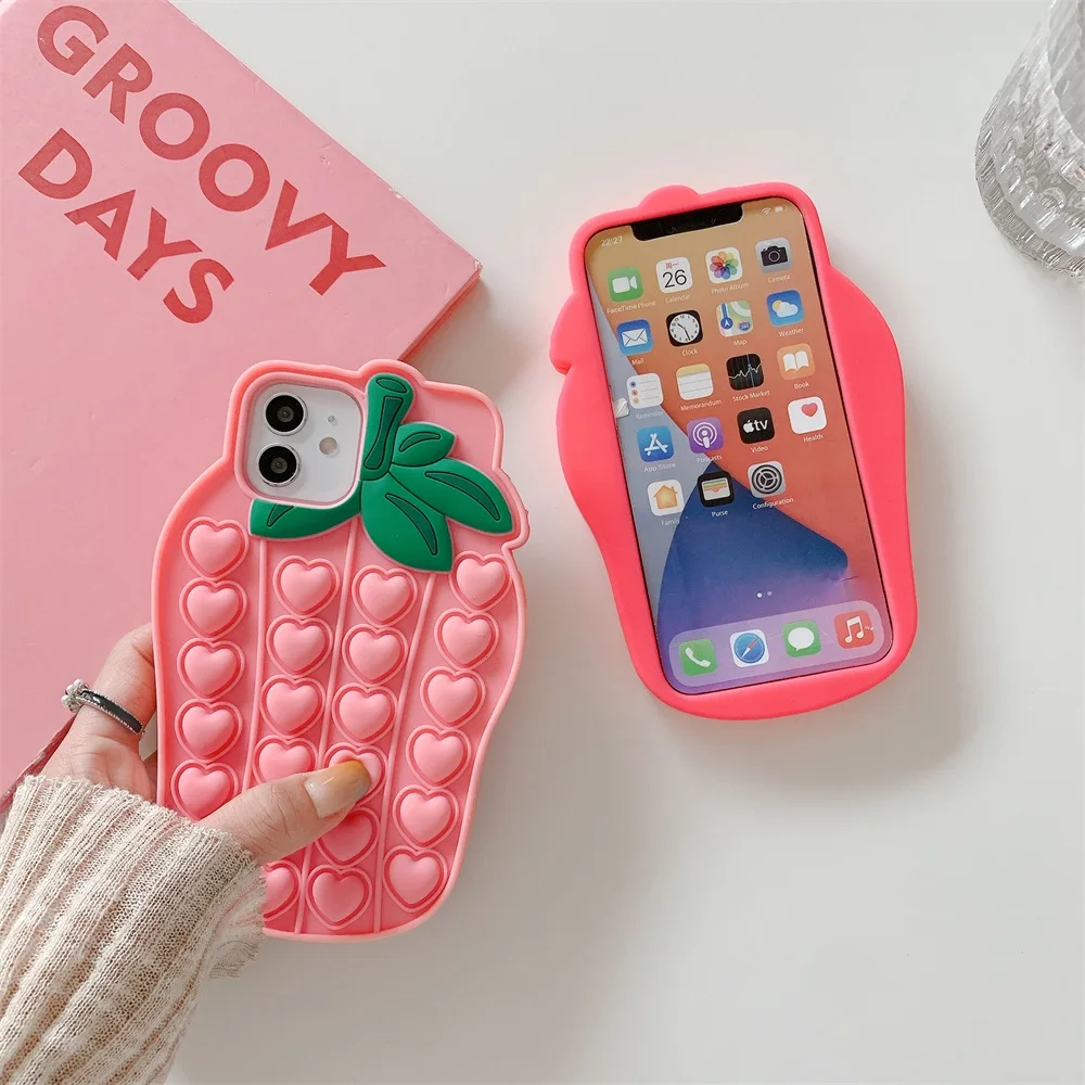 

Pop Fidget Toy Phone Case for Iphone 12Pro MAX Coque 11 X XS XR SE 6 7 8 Cute 3D Love Heart Strawberry Cover Reliver Stress Case