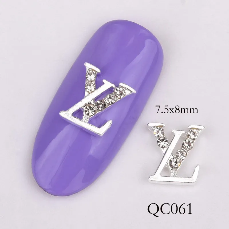 QC061 10 шт., украшение в виде головы оленя, украшение для маникюра, очаровательные Стразы для ногтей, стеклянный драгоценный камень, дизайн, сделай сам, рождественский подарок, украшения для ногтей - Color: QC061