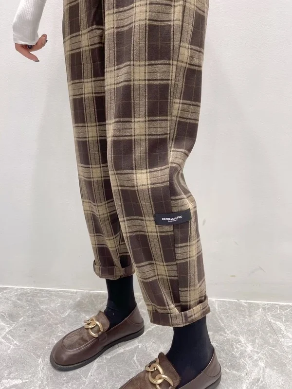 Женские осенние брюки в клетку | Женская одежда