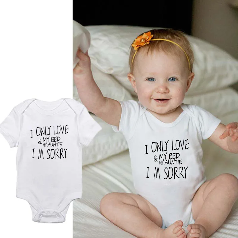 Забавное боди для новорожденных с надписью I Love My Bed and Auntie|Боди малышек| |