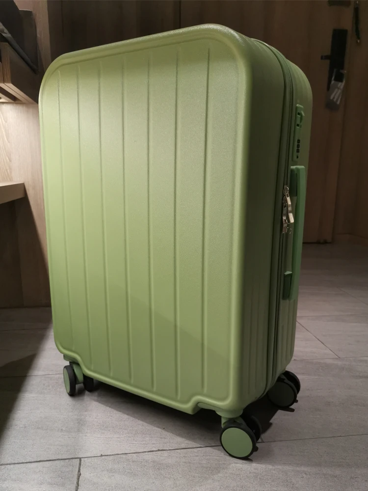 

Travel Suitcases For Women On Wheels Mini Valise Scooter Big Large Suitcase Set Rolling Case Cabin Luggage Sets 3 Pieces