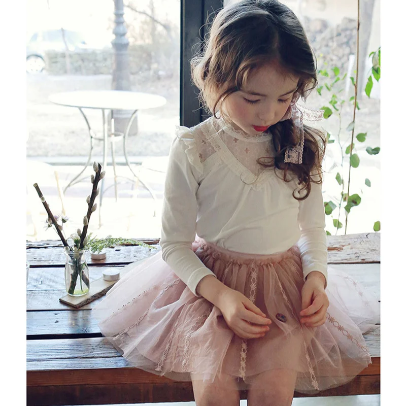 

Spring Autumn Girls Shirts Long Sleeve Children Blouse Cotton Tops for Kids Lace Tee Baby Tees Todderl Botton Clothing CL556