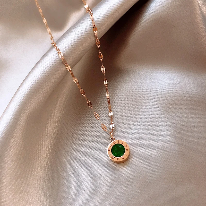 

XIAOBOACC Korean Gold Women's Neck Chain Wind Titanium Steel Clavicle Chain Necklace Green Pendant Jewelry