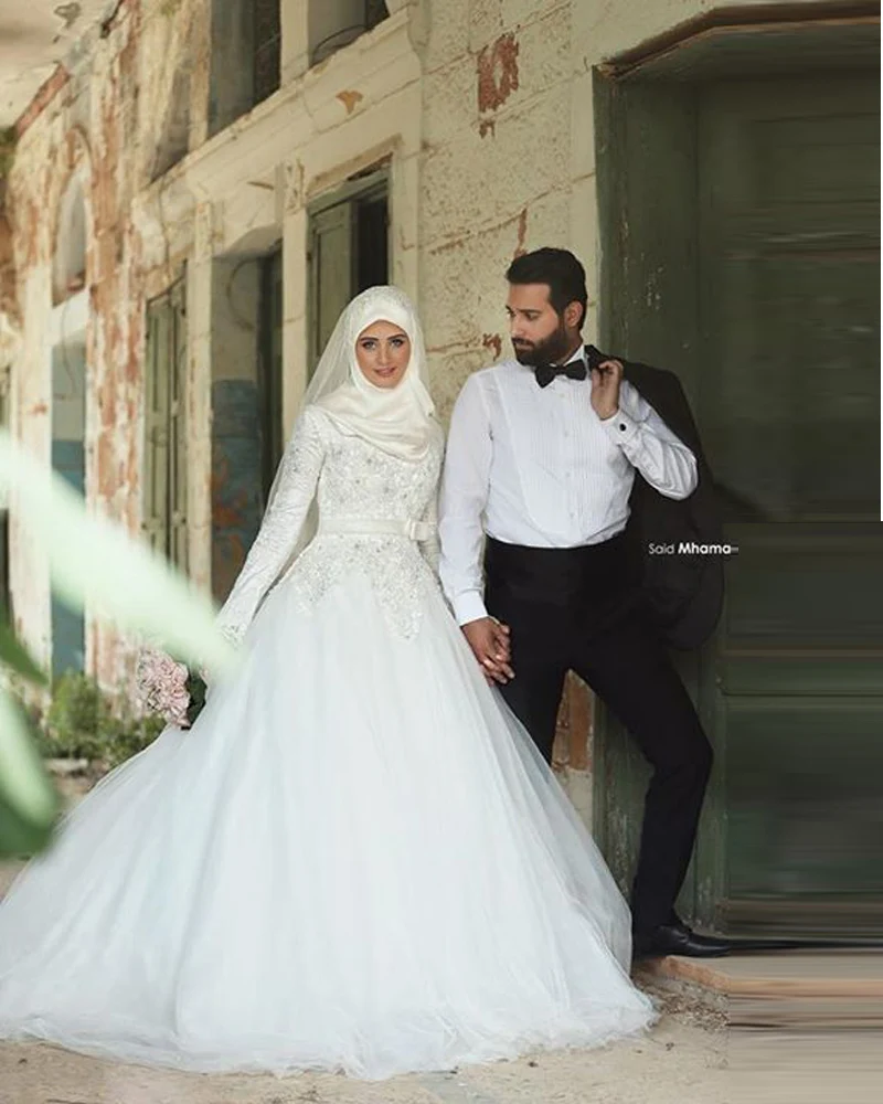 

Vintage Arabic Hijab Long Sleeve Islamic vestido de noiva 2023 Ball bridal Gown Lace Robe De Mariage mother of the bride dresses