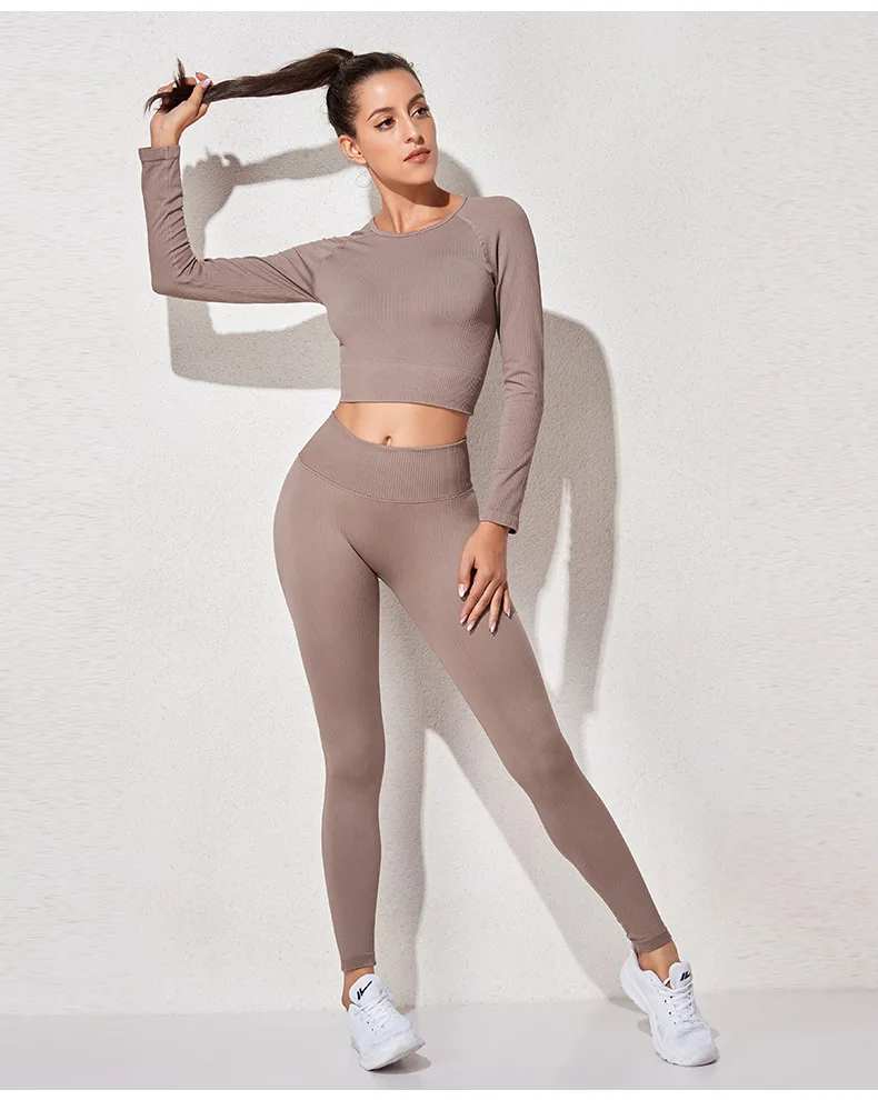 

Women's Seamless Sports Suit Two-Piece 2-Piece Top Short Top Shorts Workout Suit Fitness Suit Running Gym Women's Suit Yoga Set