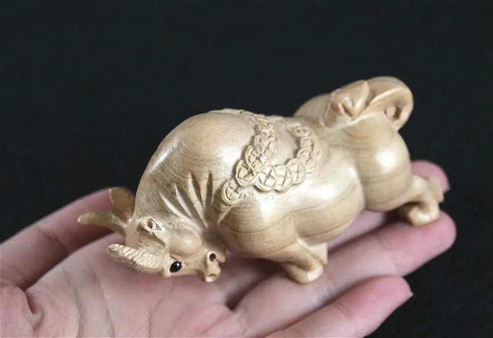 Предметы коллекционирования деревенский резной персикового дерева корова