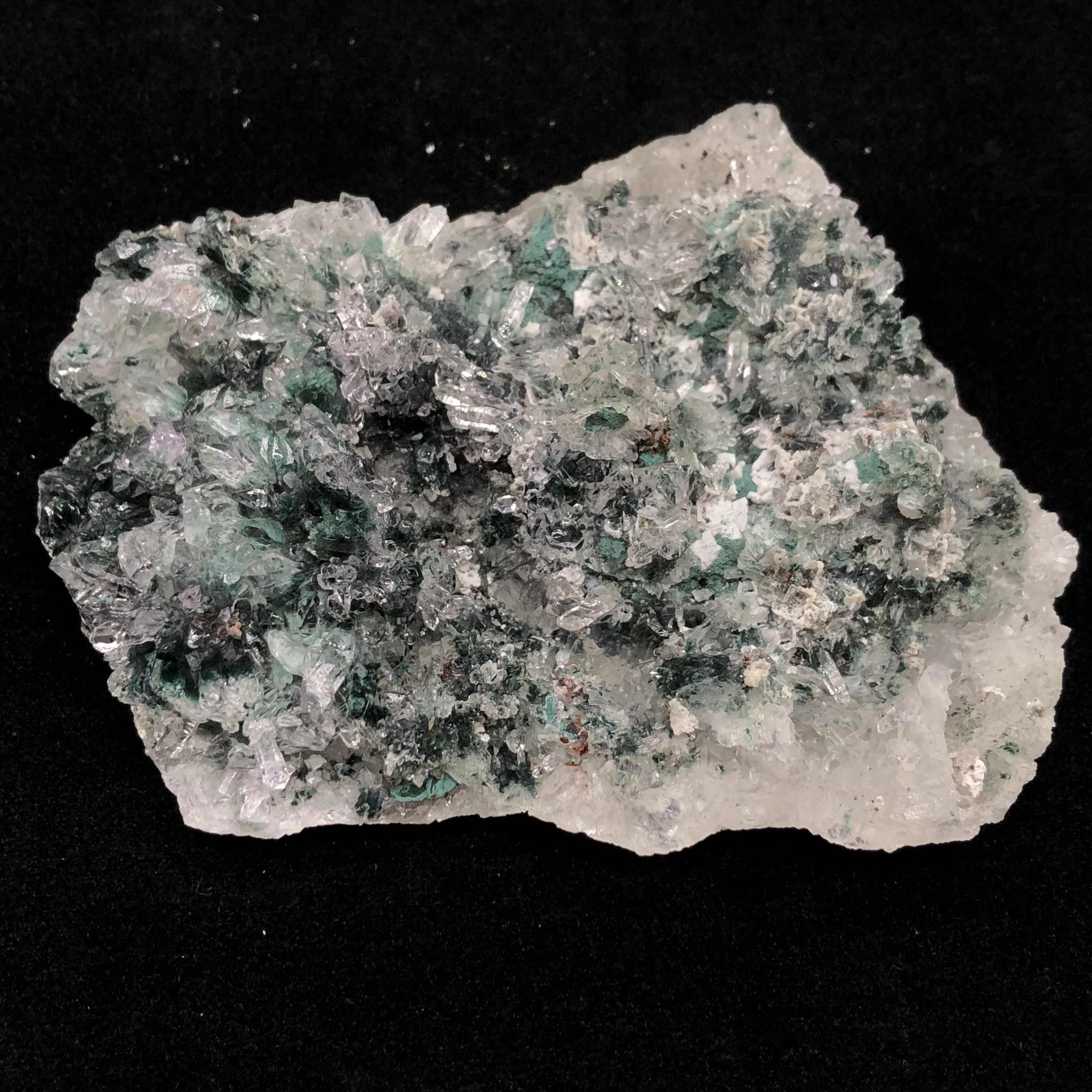 

152.7Natural rare green crystal, a kind of crystal mineral specimen, aura energy meditation teaching, home decoration and apprec