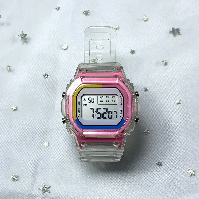 Часы Детские Водонепроницаемые уникальные спортивные квадратные