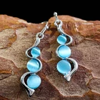 Прямая поставка Модные серьги из бисера Смола Синий Лунный Камень Висячие серьги ювелирные изделия очаровательные женские витые серьги с крючком